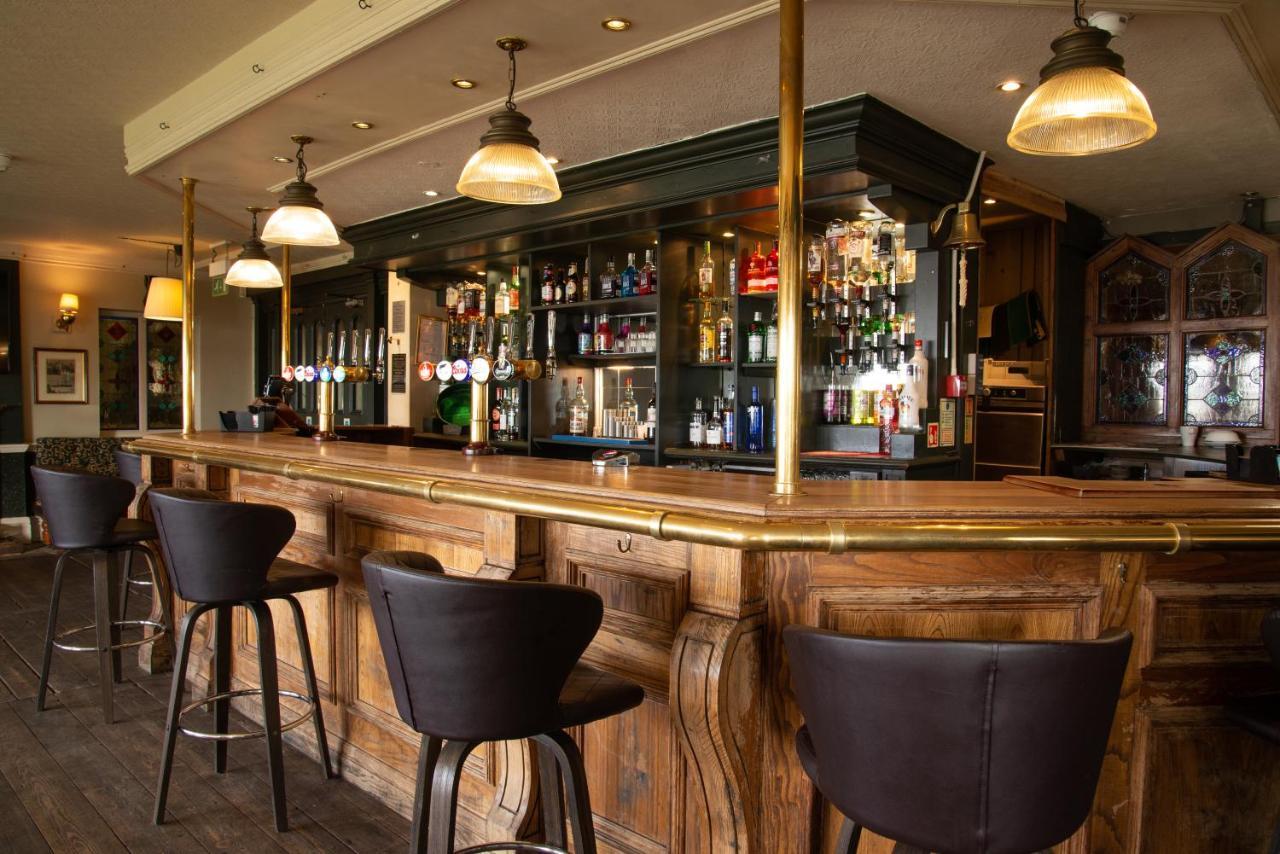 Royal Hotel, Bar & Grill Purfleet Exterior foto